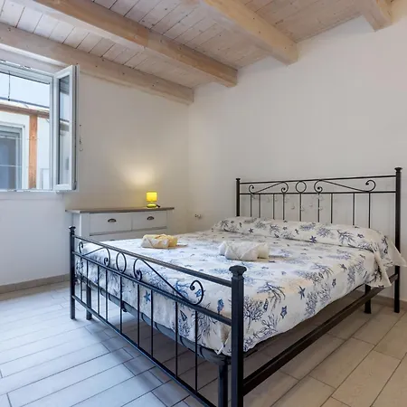 Guesthost - La Ca' Rosa