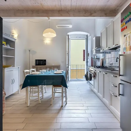 Apartment Guesthost - La Ca' Rosa