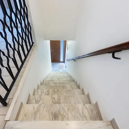 Guesthost - La Ca' Rosa Carloforte (Isola di San Pietro)