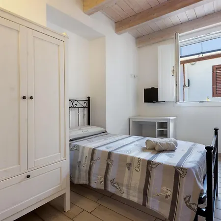 Διαμέρισμα Guesthost - La Ca' Rosa