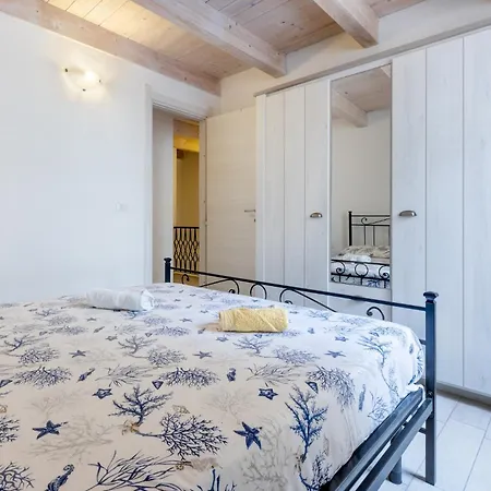 Guesthost - La Ca' Rosa * Carloforte (Isola di San Pietro)