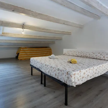 Διαμέρισμα Guesthost - La Ca' Rosa